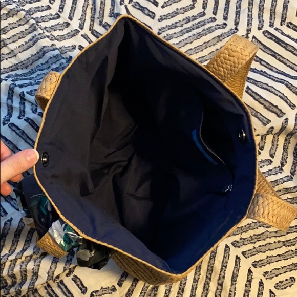 Draper James Everyday Straw Bag With Floral Scarf - Picture 2 of 2